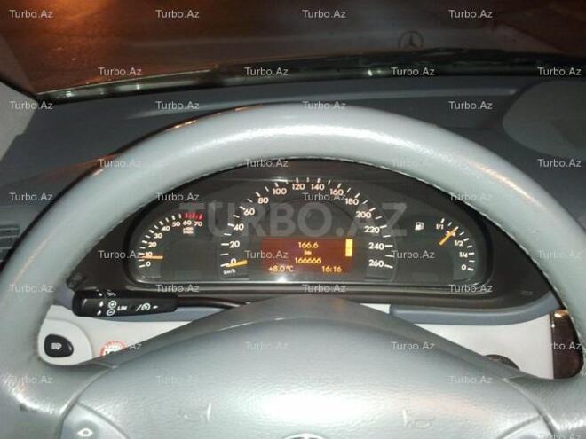 Mercedes C 200 2000, 166,666 km - 2.0 l - Bakı