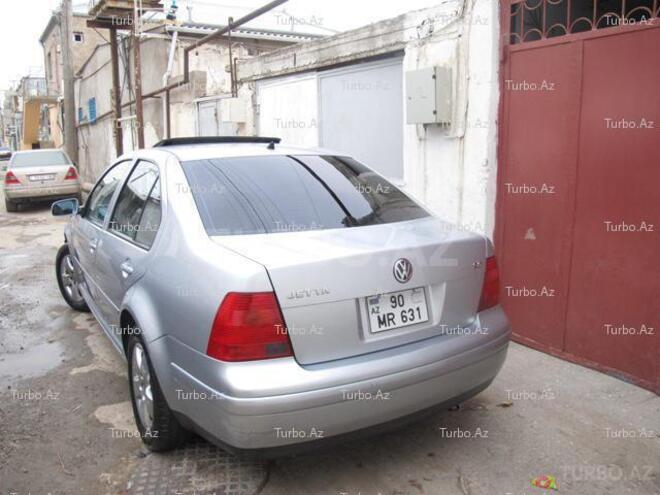 Volkswagen Jetta 2003, 153,000 km - 2.0 л - Bakı