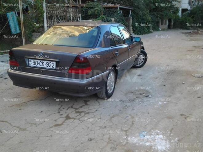 Mercedes C 240 1997, 171,000 km - 2.4 l - Bakı