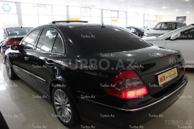 Mercedes E 220 2004, 155,000 km - 2.2 l - Bakı