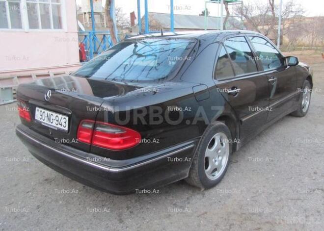 Mercedes E 320 2000, 146,000 km - 3.2 л - Bakı