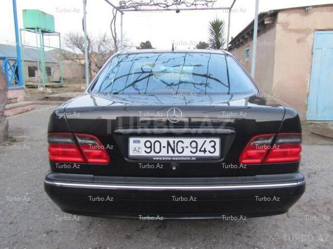 Mercedes E 320 2000, 146,000 km - 3.2 л - Bakı