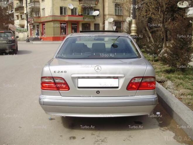 Mercedes E 240 1999, 64,500 km - 2.4 л - Bakı