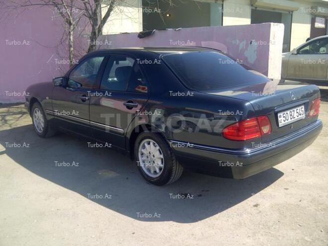 Mercedes E 230 1997, 235,000 km - 2.3 l - Bakı