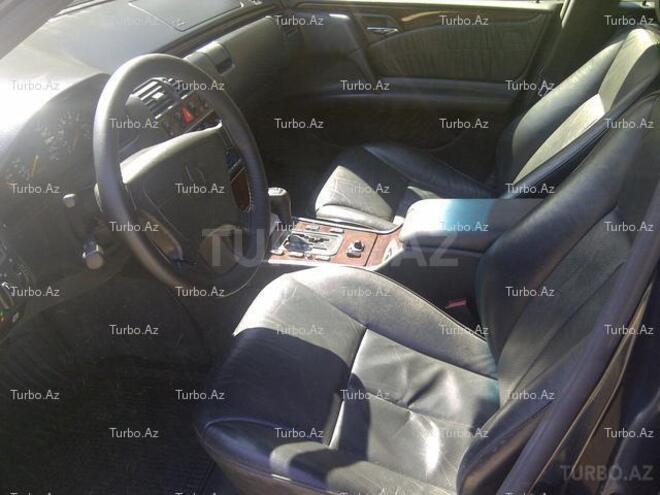 Mercedes E 230 1997, 235,000 km - 2.3 l - Bakı