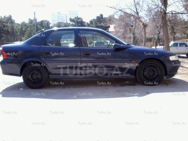 Opel Vectra 1999, 143,234 km - 2.0 l - Bakı