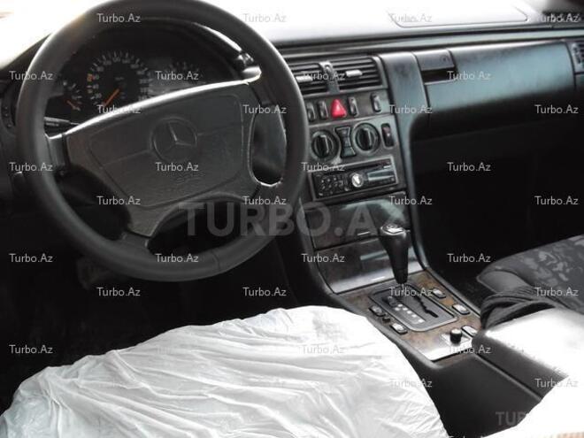 Mercedes E 230 1996, 25,000 km - 2.3 l - Bakı