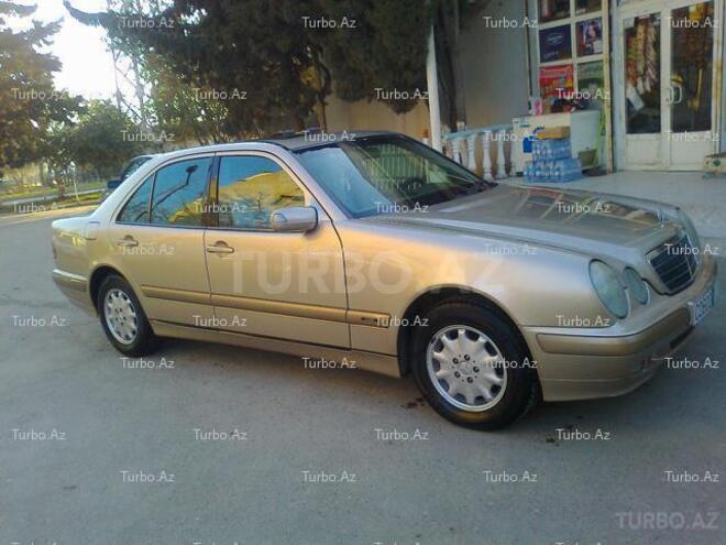 Mercedes E 240 2000, 115,000 km - 2.6 l - Bakı