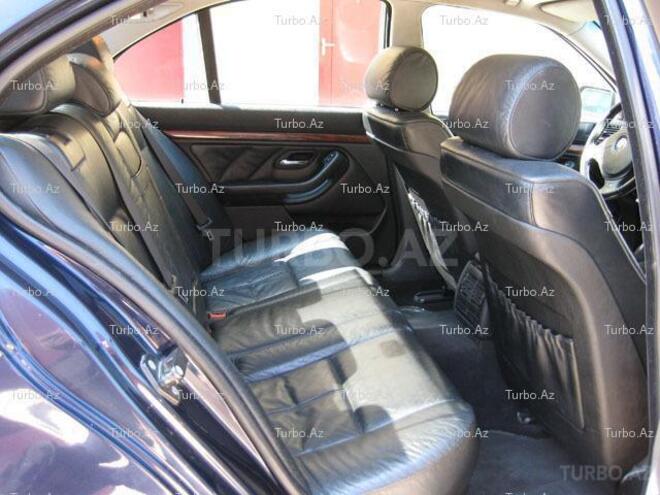 BMW 523 1999, 287,000 km - 2.5 l - Bakı