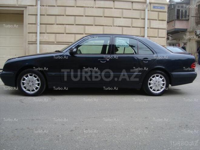 Mercedes E 270 1999, 161,000 km - 2.7 l - Bakı
