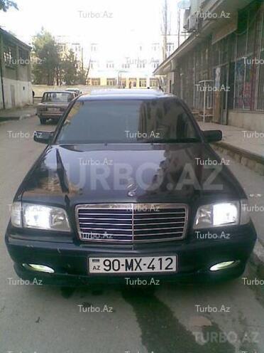 Mercedes C 240 1999, 290,000 km - 2.4 l - Bakı