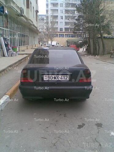 Mercedes C 240 1999, 290,000 km - 2.4 l - Bakı