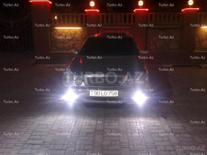 Mercedes E 320 2000, 180,000 km - 3.2 l - Bakı