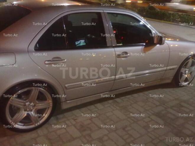 Mercedes E 320 2000, 180,000 km - 3.2 l - Bakı