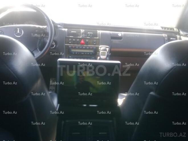 Mercedes E 320 2000, 180,000 km - 3.2 l - Bakı