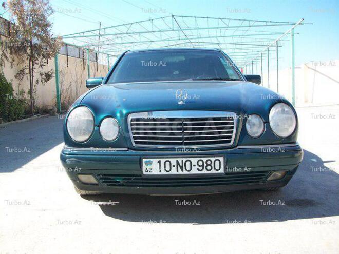 Mercedes E 320 1995, 150,000 km - 3.2 l - Bakı