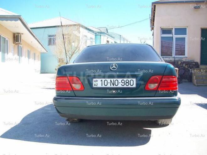 Mercedes E 320 1995, 150,000 km - 3.2 l - Bakı