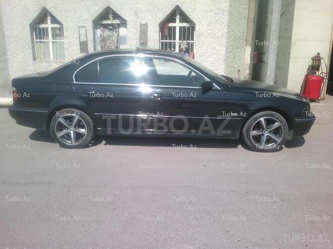 BMW 528 1996, 202,000 km - 2.8 l - Bakı