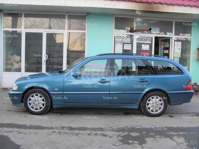 Mercedes C 220 1999, 229,000 km - 2.2 l - Bakı