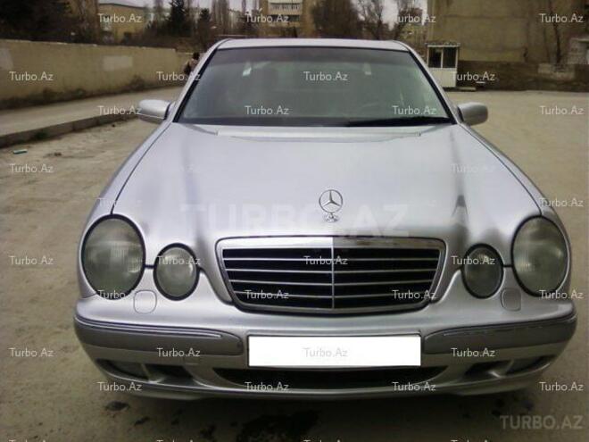 Mercedes E 280 2001, 155,000 km - 2.8 l - Bakı