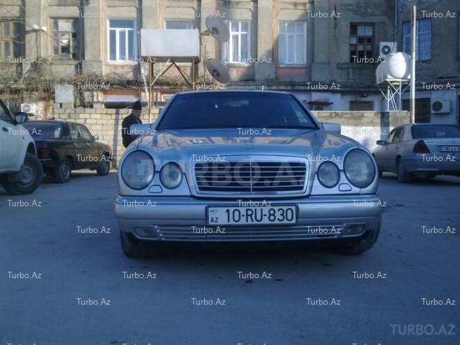 Mercedes E 230 1996, 256,000 km - 2.3 l - Bakı