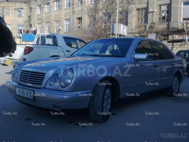 Mercedes E 230 1996, 256,000 km - 2.3 l - Bakı