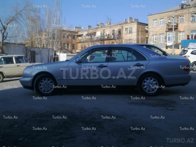 Mercedes E 230 1996, 256,000 km - 2.3 l - Bakı