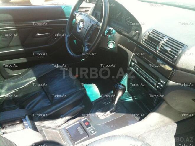BMW 528 1999, 195,000 km - 2.8 л - Bakı