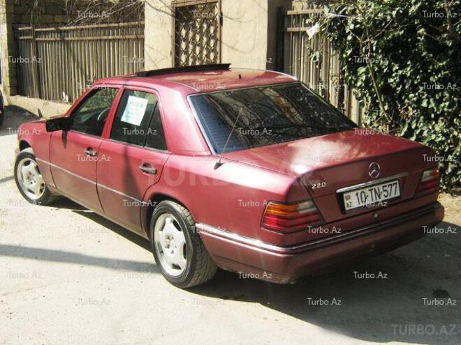 Mercedes E 200 1994, 290,000 km - 2.0 л - Bakı