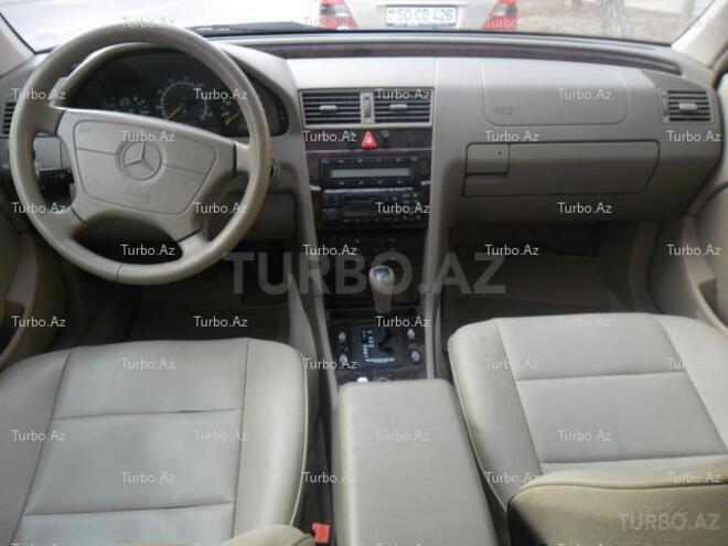 Mercedes C 230 1997, 71,000 km - 2.3 l - Bakı