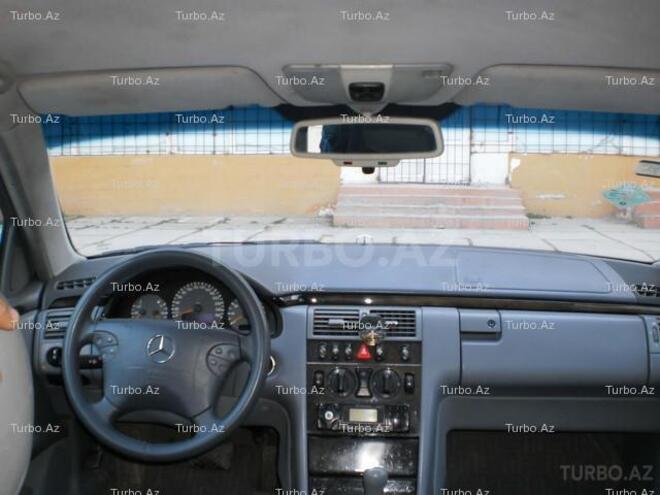 Mercedes E 280 2000, 188,000 km - 2.8 l - Bakı