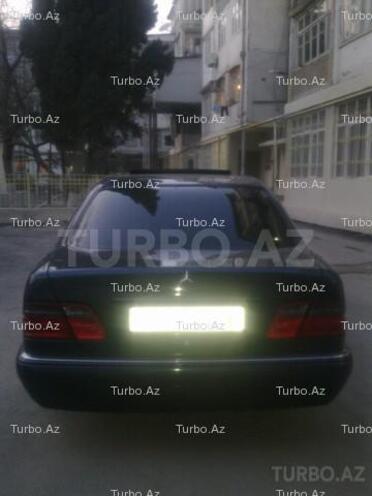 Mercedes E 230 1995, 194,000 km - 2.3 l - Bakı