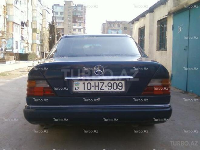 Mercedes E 260 1988, 260,000 km - 2.6 l - Bakı