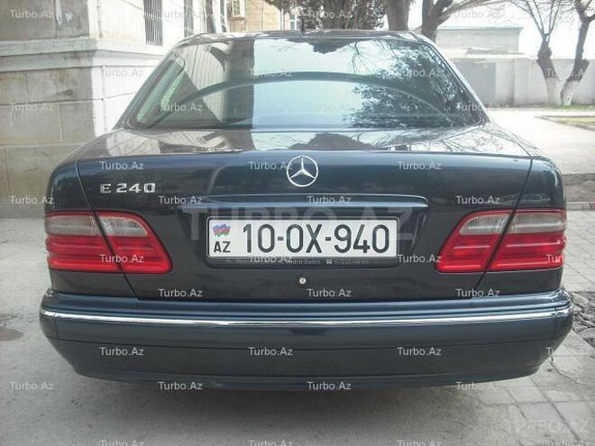 Mercedes E 240 2001, 183,000 km - 2.6 l - Bakı