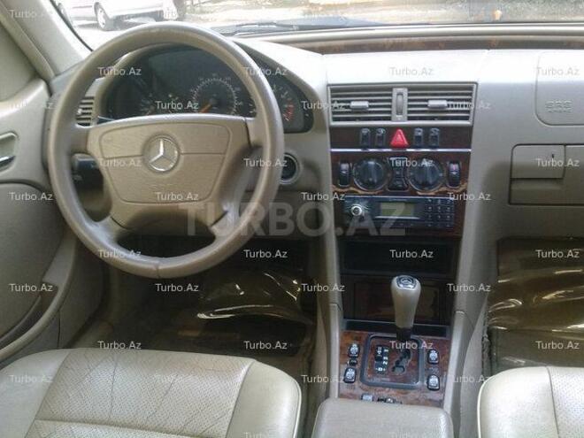 Mercedes C 230 1999, 174,000 km - 2.3 l - Bakı