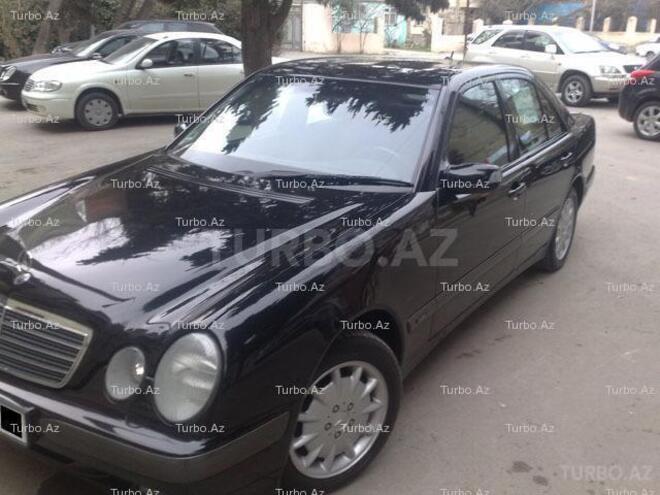 Mercedes E 240 2000, 173,000 km - 2.6 л - Bakı
