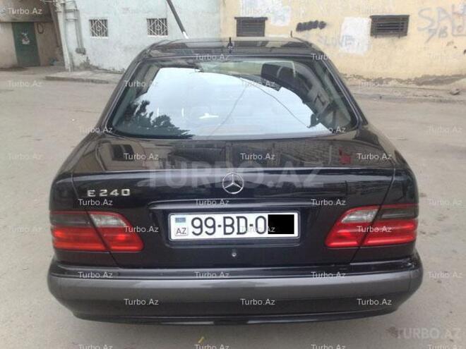 Mercedes E 240 2000, 173,000 km - 2.6 л - Bakı