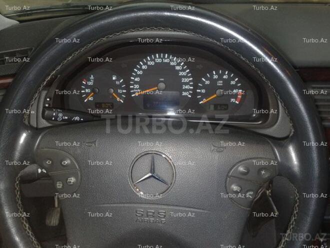 Mercedes E 240 2000, 173,000 km - 2.6 л - Bakı