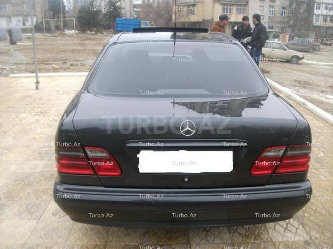 Mercedes E 220 2001, 22,000 km - 2.2 л - Bakı