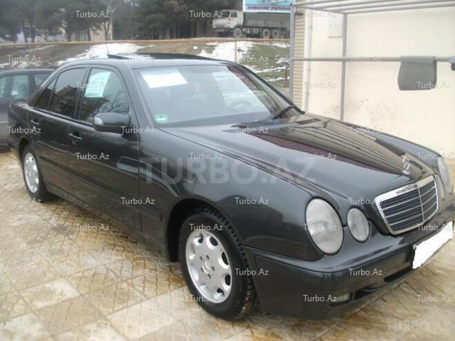Mercedes E 220 2001, 22,000 km - 2.2 л - Bakı
