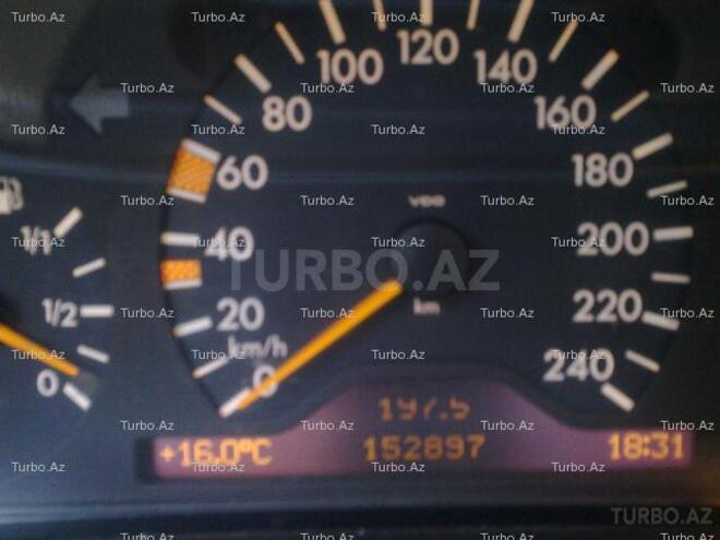 Mercedes E 240 1998, 152,000 km - 2.4 l - Bakı