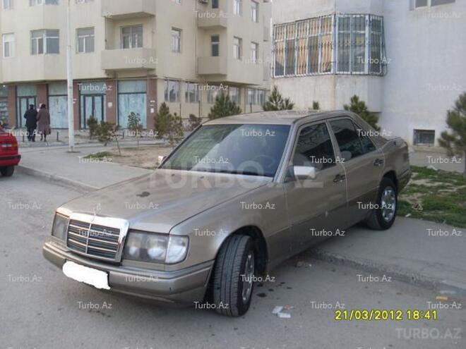 Mercedes E 300 1989, 100,000 km - 3.0 l - Bakı