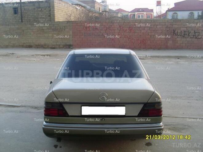 Mercedes E 300 1989, 100,000 km - 3.0 l - Bakı