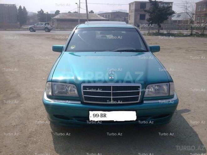 Mercedes C 220 1999, 260,000 km - 2.2 l - Bakı