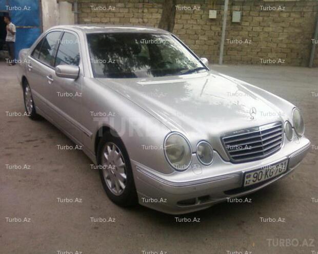 Mercedes E 320 2000, 296,000 km - 3.2 l - Bakı