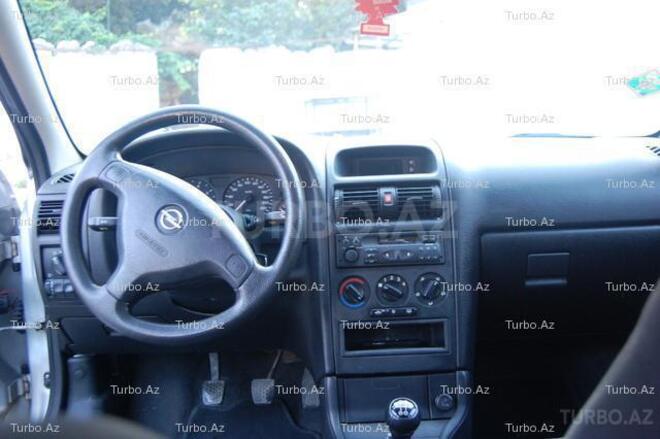 Opel Astra 1999, 132,000 km - 1.6 l - Bakı