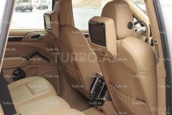 Porsche Cayenne 2011, 18,000 km - 4.8 l - Bakı