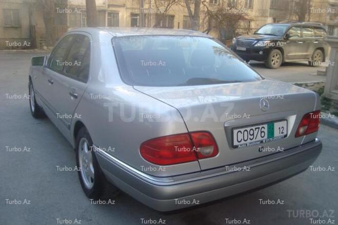 Mercedes E 240 1998, 188,000 km - 2.4 l - Bakı