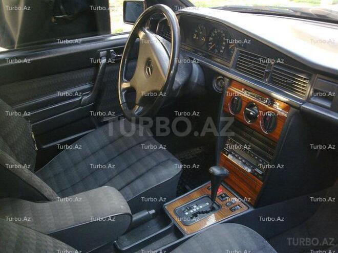Mercedes 190 1992, 351,351 km - 2.6 l - Bakı