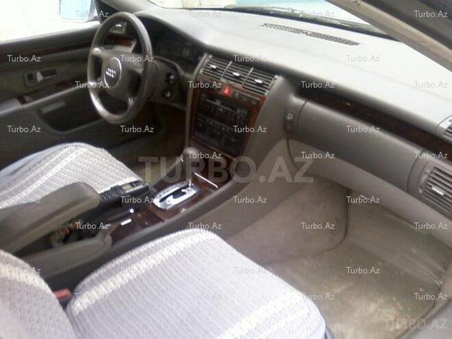 Audi A8 2002, 132,000 km - 2.8 l - Bakı
